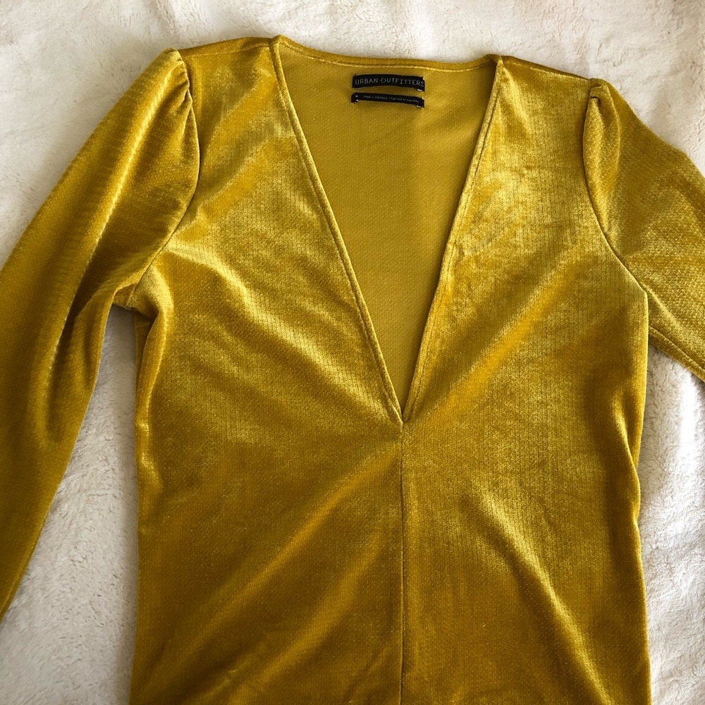 Velvet long sleeve